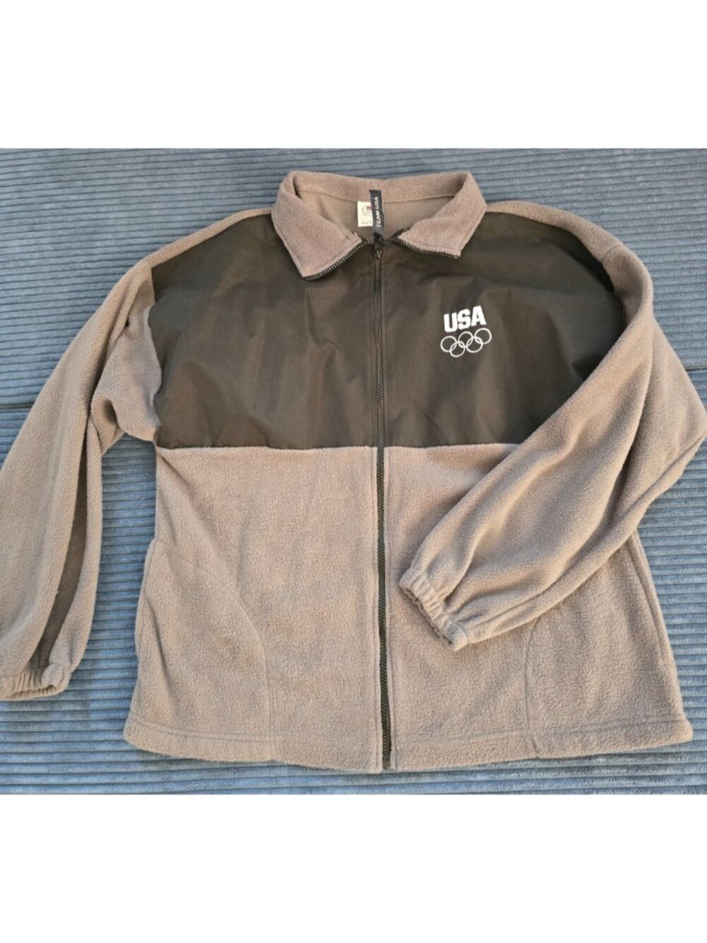 London USA Olympics Men's Fleece Size XL Gray and Black Long Sleeve Jacket